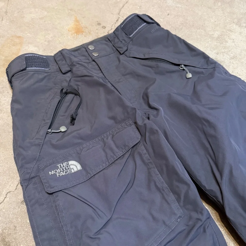 The North Face Ski Pants Mens Small Gray HyVent Insulated Cargo Snowboard T150